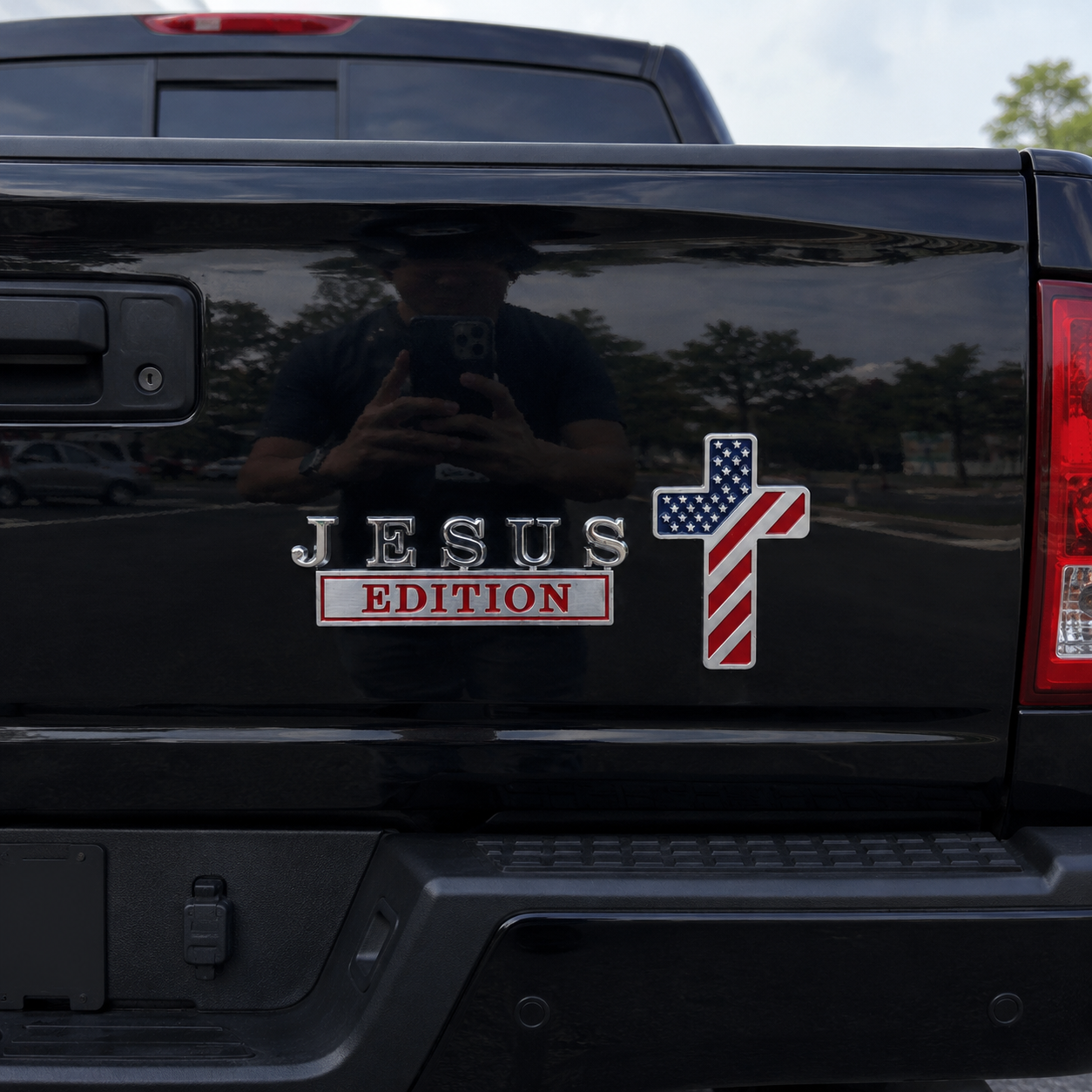 ✝Last Day Promo:65% OFF - Blessed Jesus Edition Cross Car Emblem Metal Badge