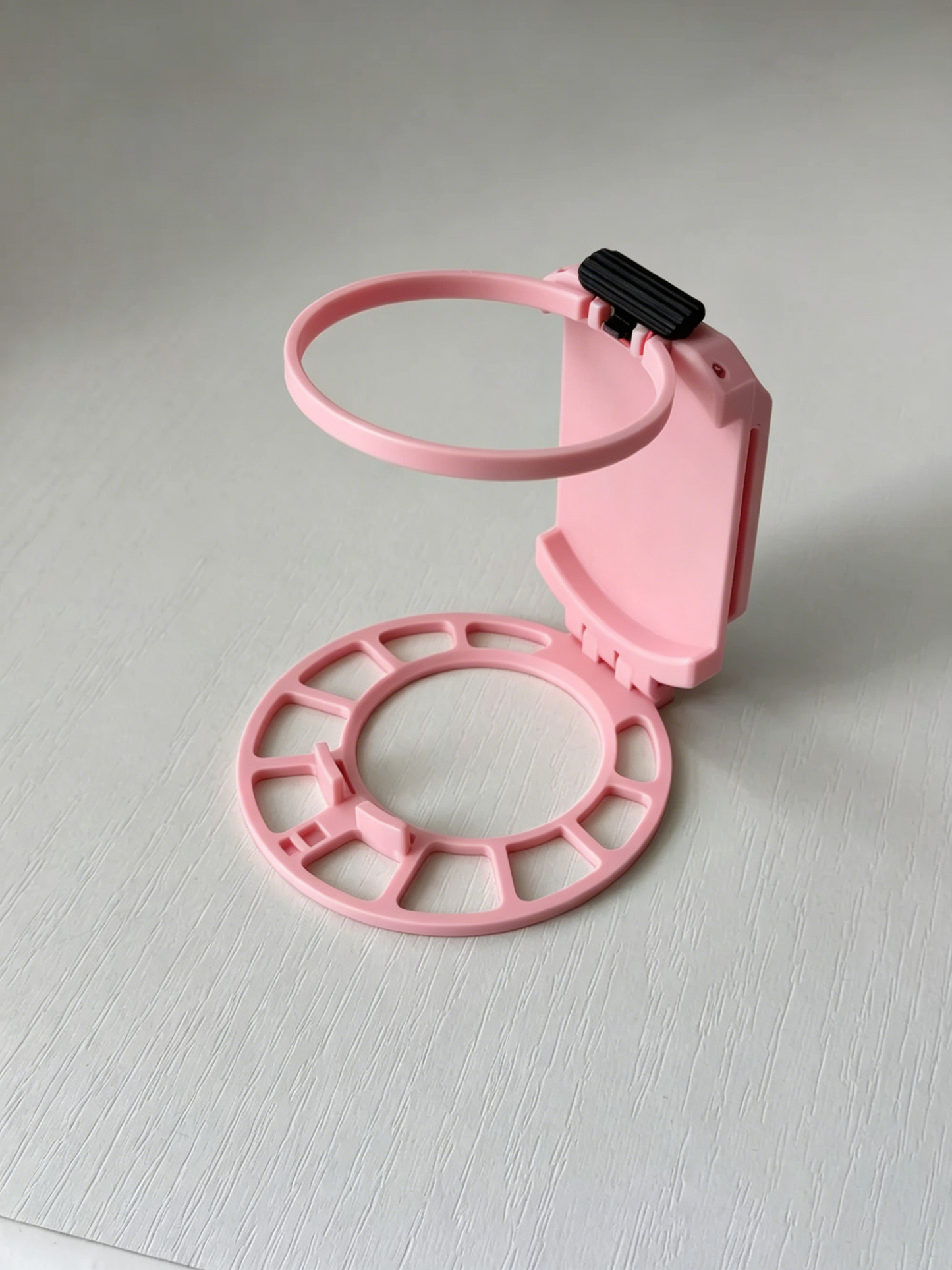 🥤 Foldable Belt Beverage Holder,Hands-Free Outdoor Cup Clip